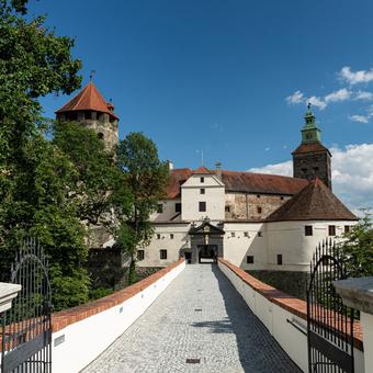 Brücke der Friedensburg Schlaining 