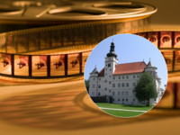 Filmrolle; im Bild: Schloss Hartheim